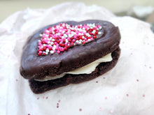 Load image into Gallery viewer, Valentine Day Sweetheart Box