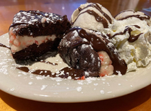Load image into Gallery viewer, Peppermint Whoopie Pie - 4 Pack